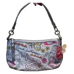 バッグ Coach Poppy Shoulder Bag silver y2k 00s s_wp_6848adbc9553834c3a7aa7db.webp